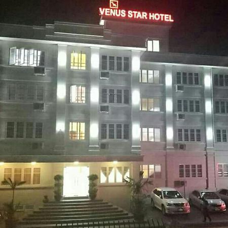 Venus Star Hotel Yangon Bagian luar foto