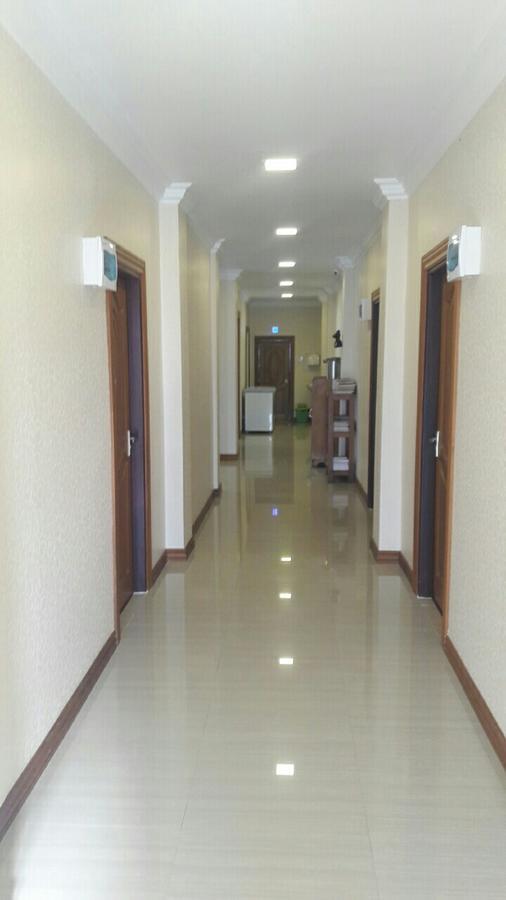 Venus Star Hotel Yangon Bagian luar foto