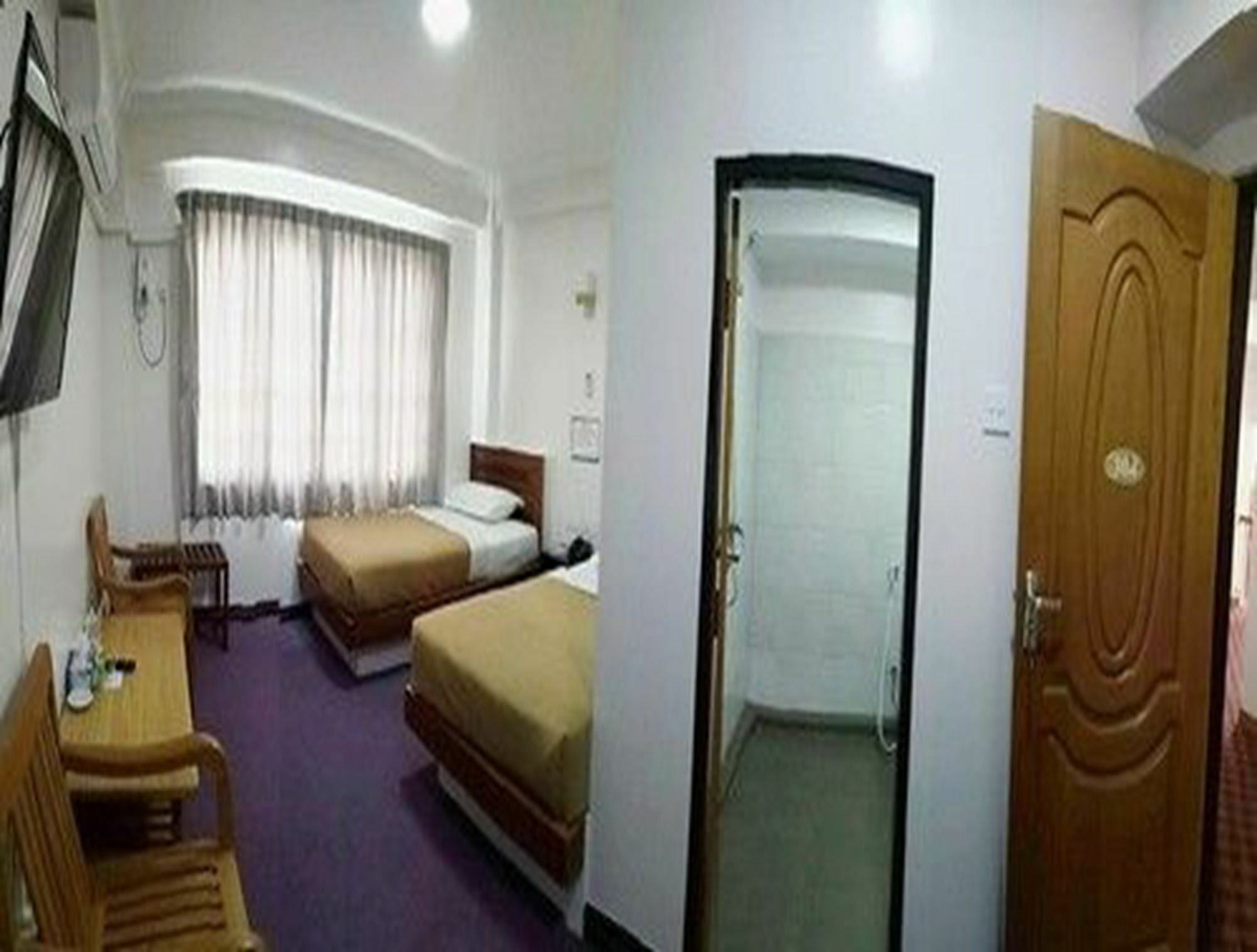 Venus Star Hotel Yangon Bagian luar foto