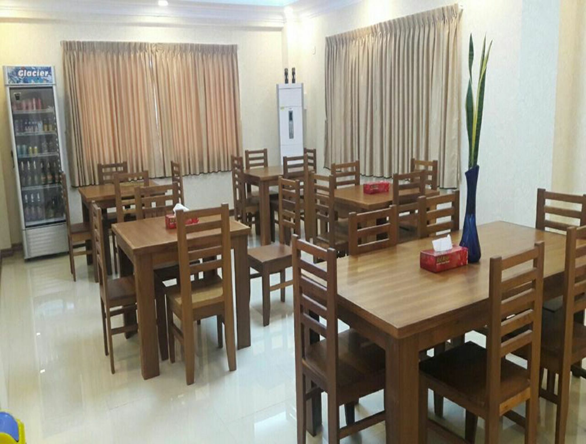 Venus Star Hotel Yangon Bagian luar foto