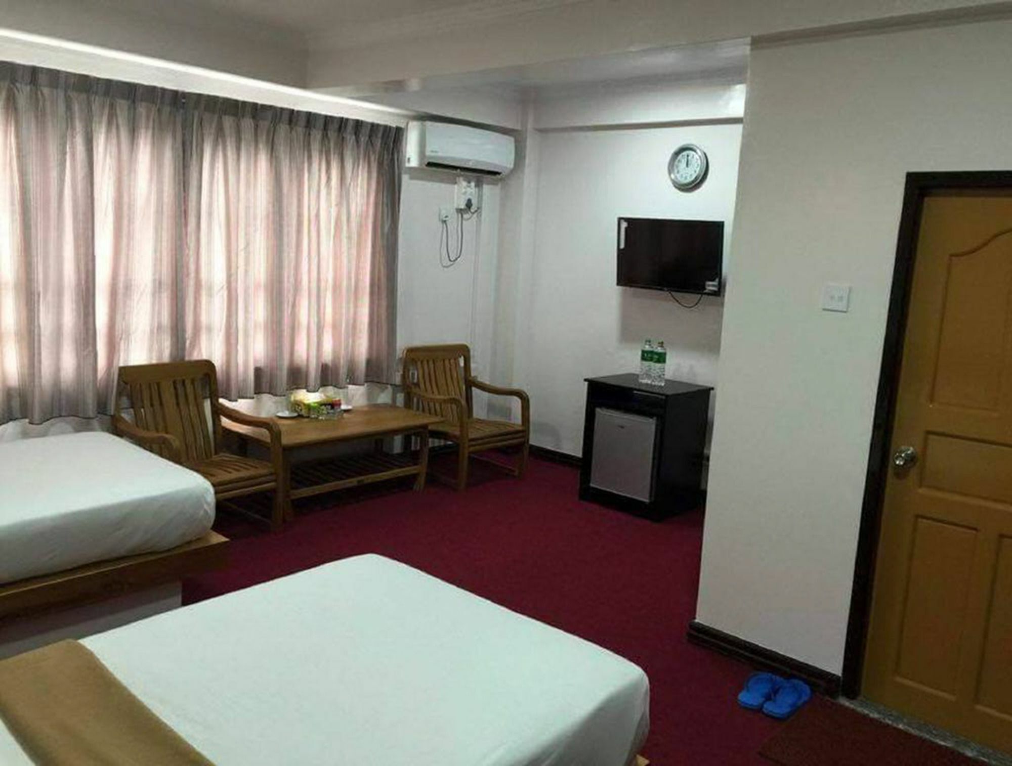 Venus Star Hotel Yangon Bagian luar foto