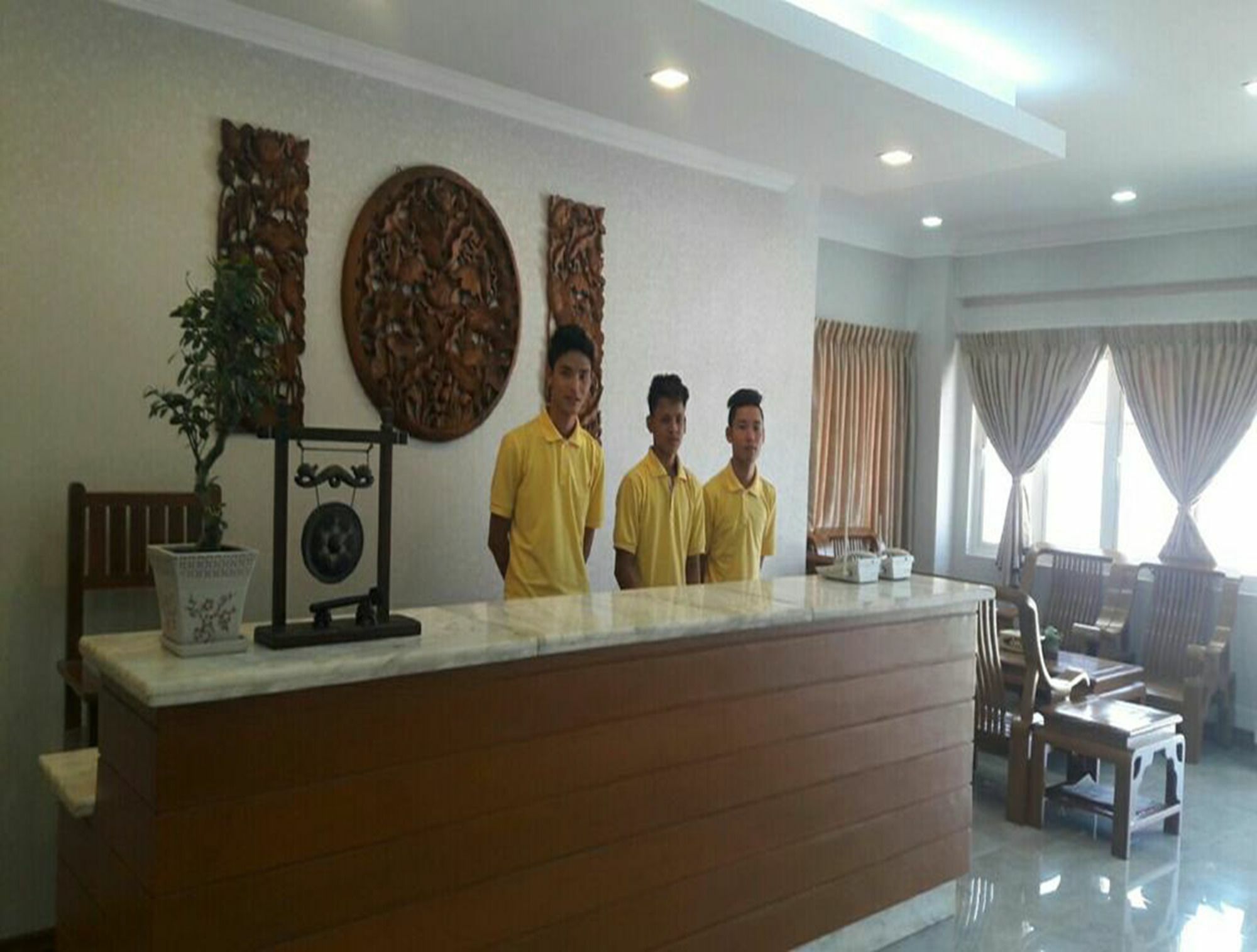Venus Star Hotel Yangon Bagian luar foto